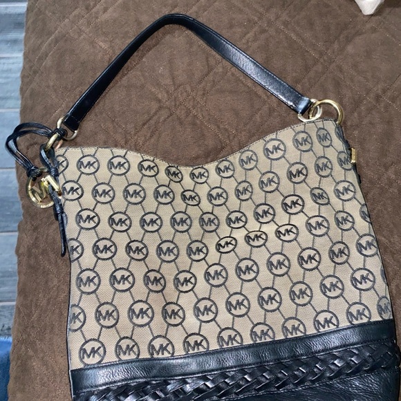 Michael Kros purse - Picture 3 of 3